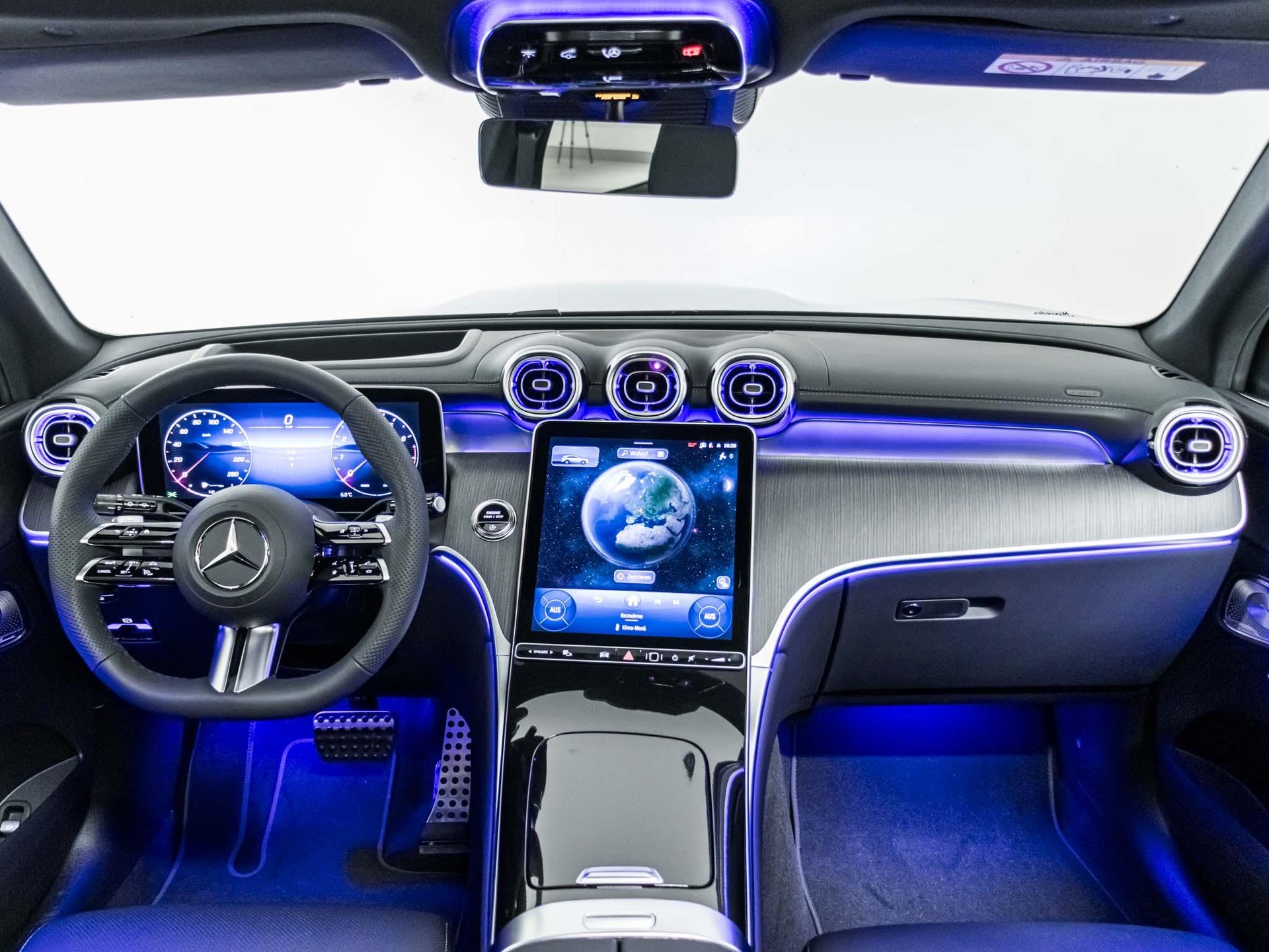 MERCEDES-BENZ GLC 300 4MATIC-image-10