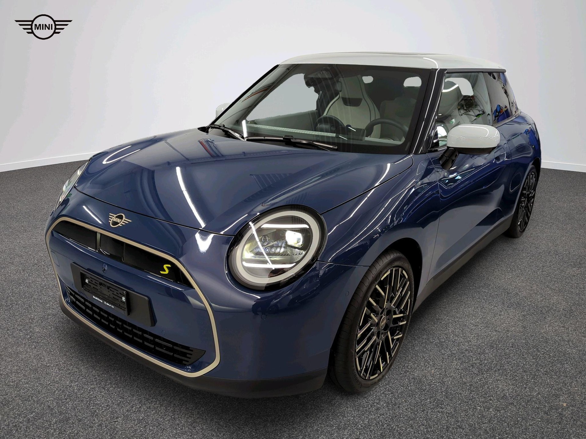 MINI Cooper SE-image-0