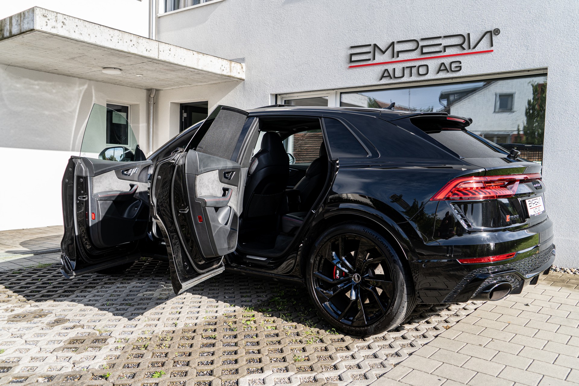 AUDI RSQ8 quattro tiptronic-image-11