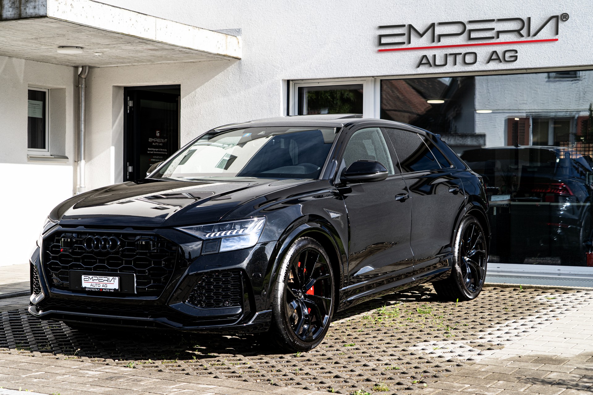 AUDI RSQ8 quattro tiptronic-image-8