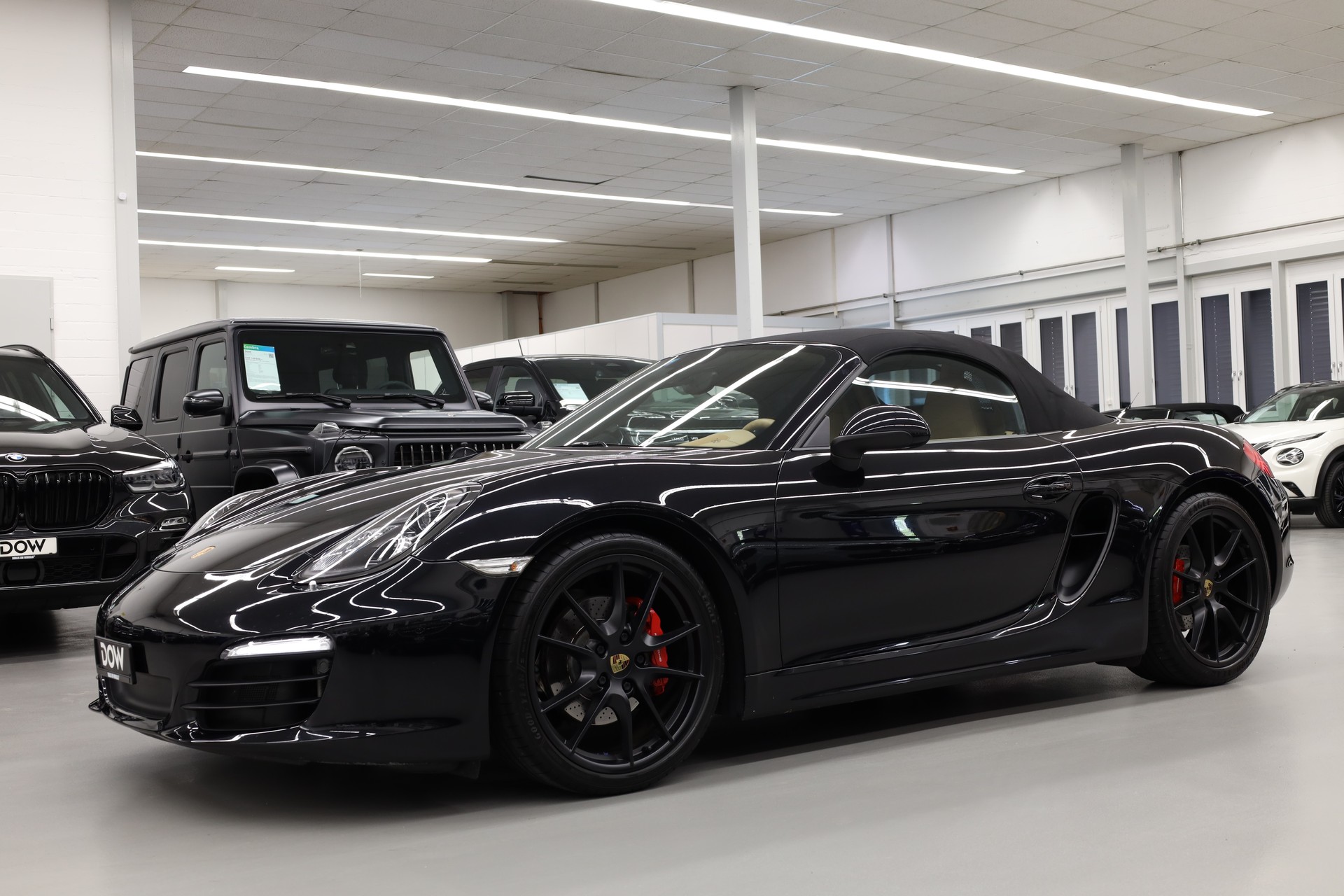 PORSCHE Boxster 3.4 315 S PDK-showroom-element-3