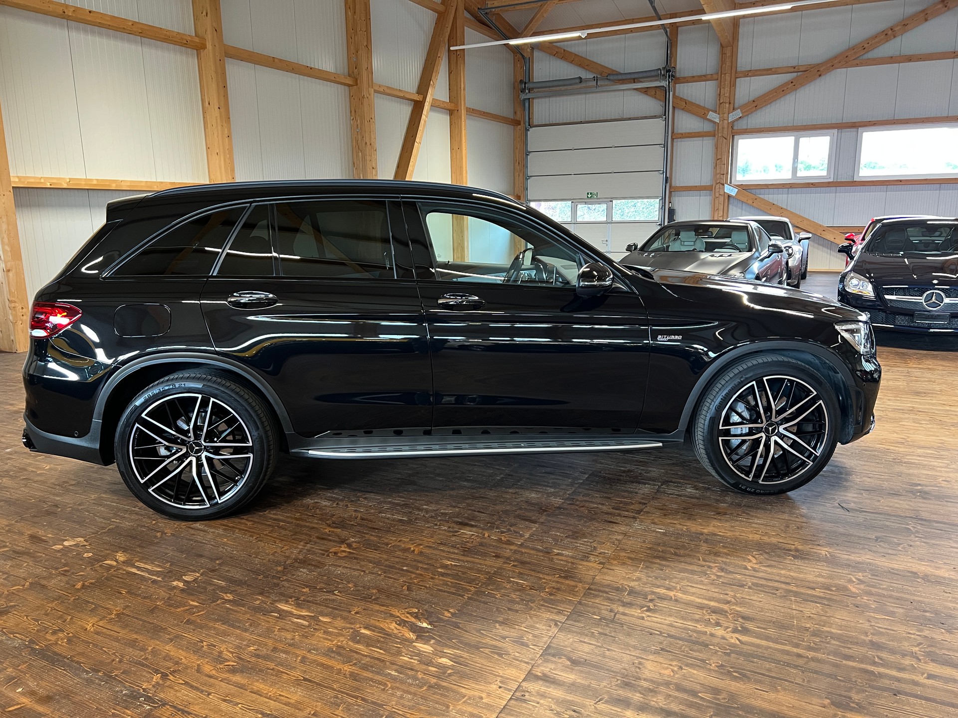 MERCEDES-BENZ GLC 43 AMG 4Matic 9G-Tronic-showroom-element-3