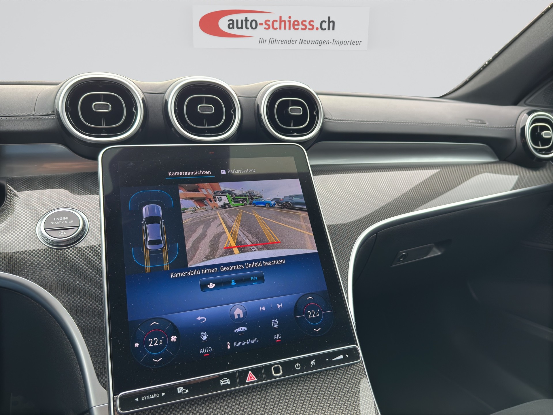 MERCEDES-BENZ C 220 d AMG 9G-Tronic-image-12