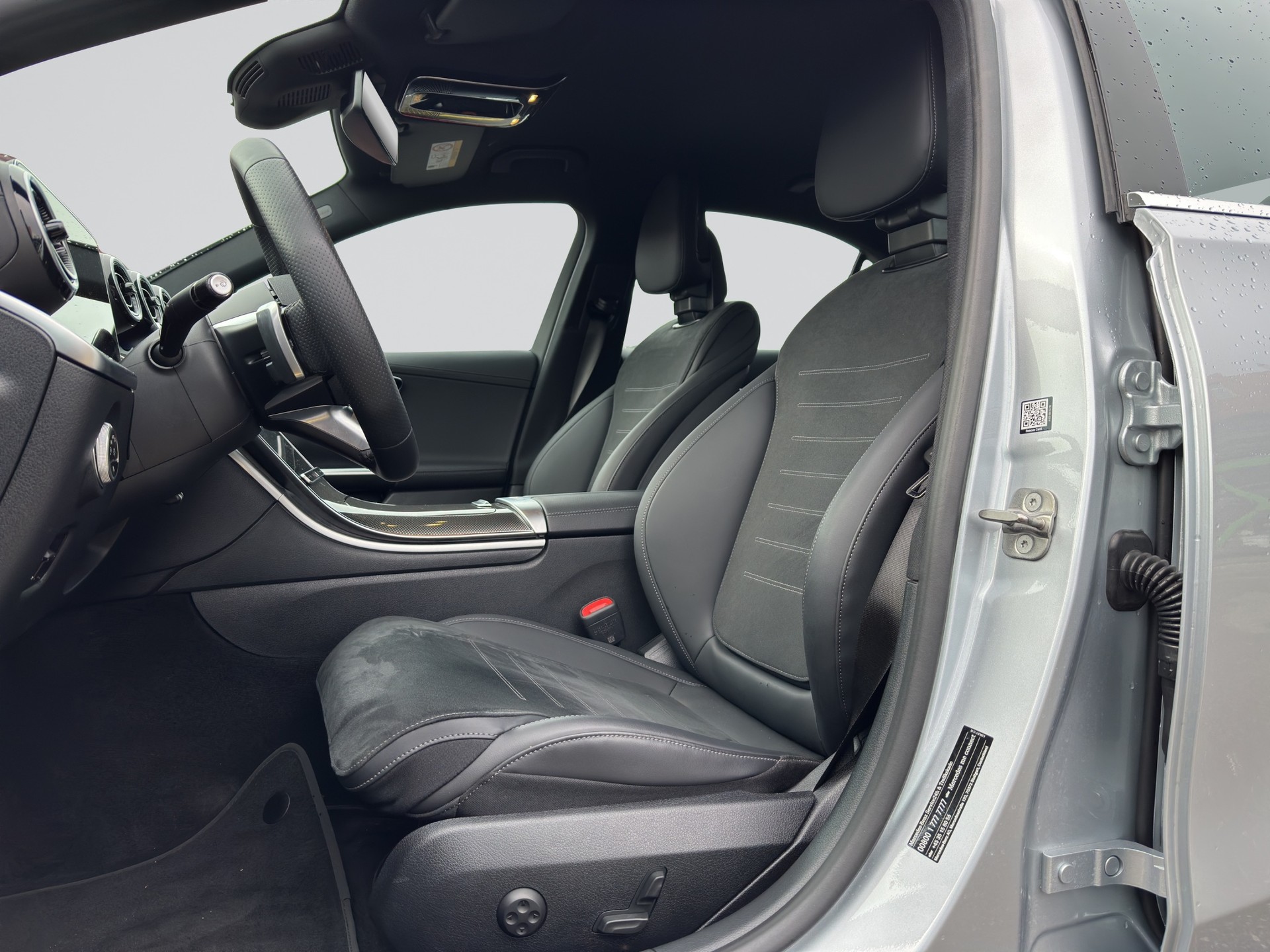 MERCEDES-BENZ C 220 d AMG 9G-Tronic-image-5