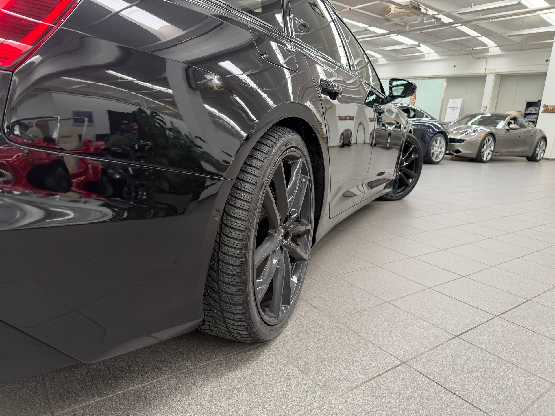 AUDI S6 Avant 3.0 TDI quattro tiptronic-image-2