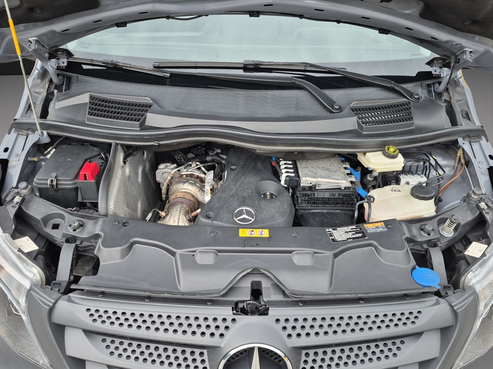 MERCEDES-BENZ Vito 116 CDI Lang Pro Tourer 9G-Tronic-image-12