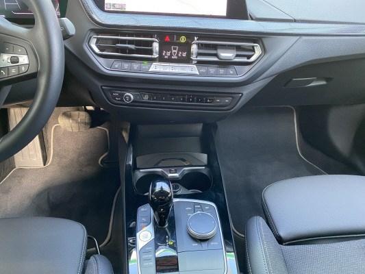 BMW 120d xDrive SAG-image-7