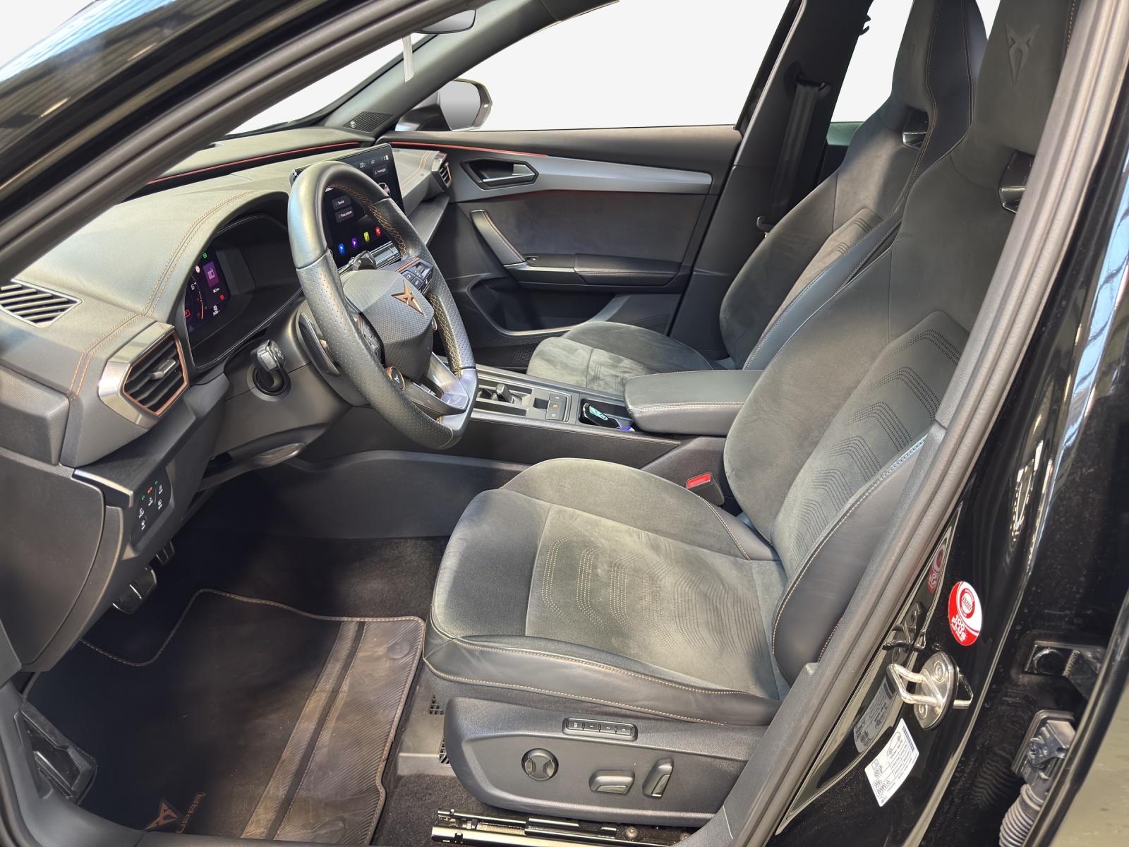 CUPRA Formentor 2.0TSI Tribe Edition DSG-image-7