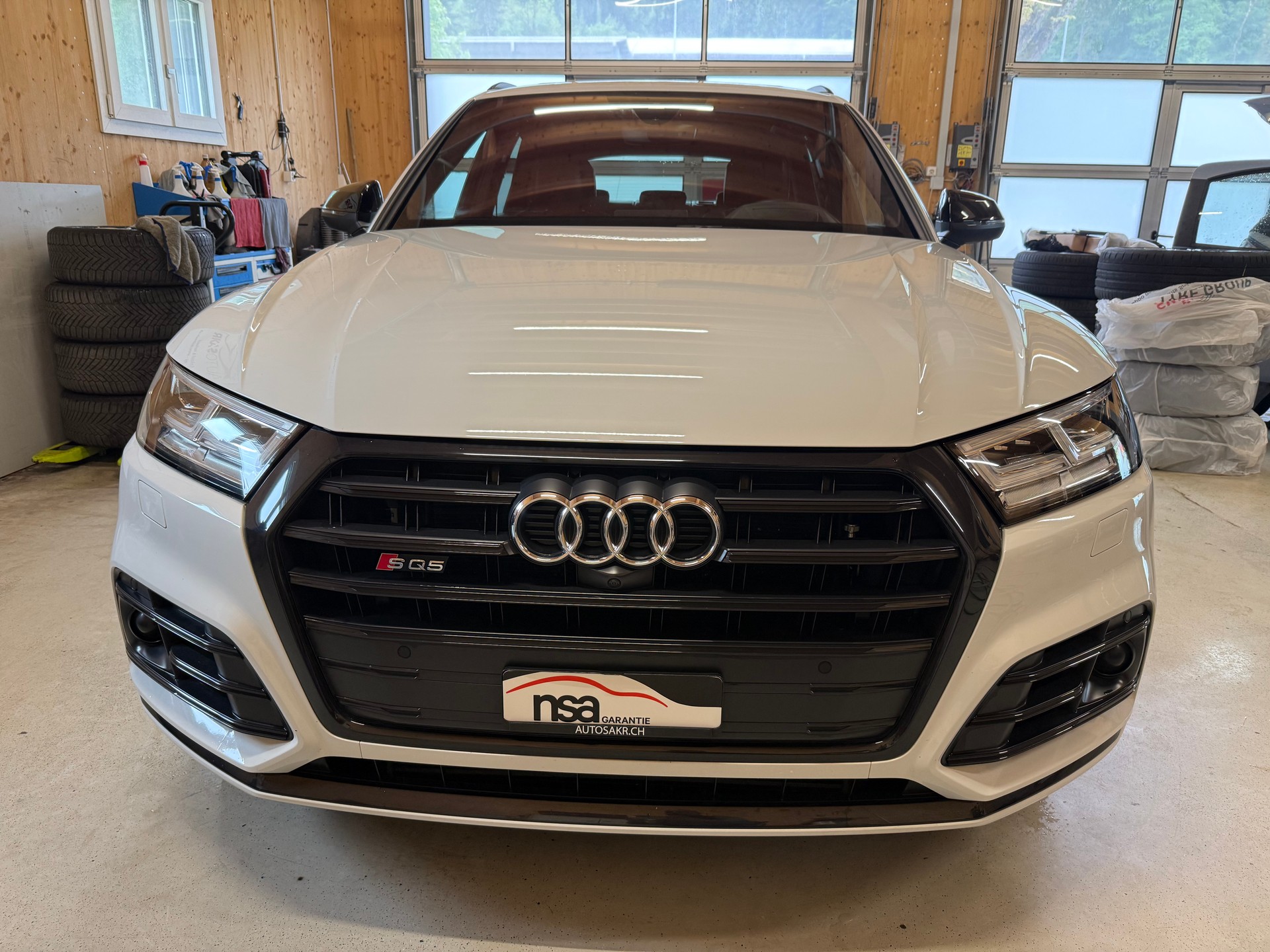 AUDI SQ5 TDI quattro tiptronic-image-1