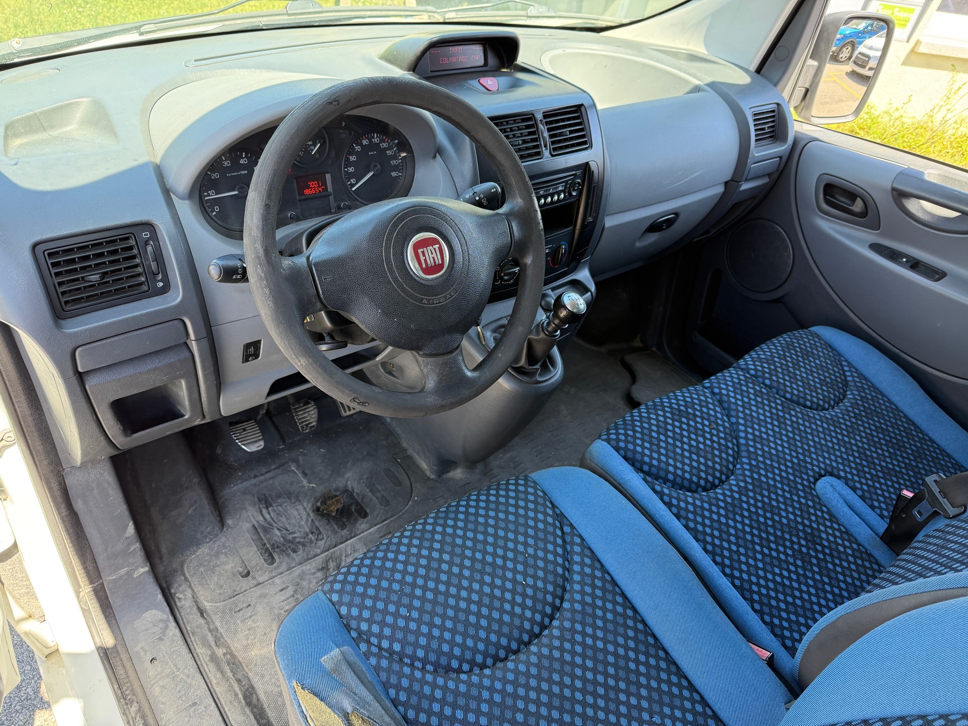 FIAT Scudo 2.0 MJ Comfort 1.2t-image-18