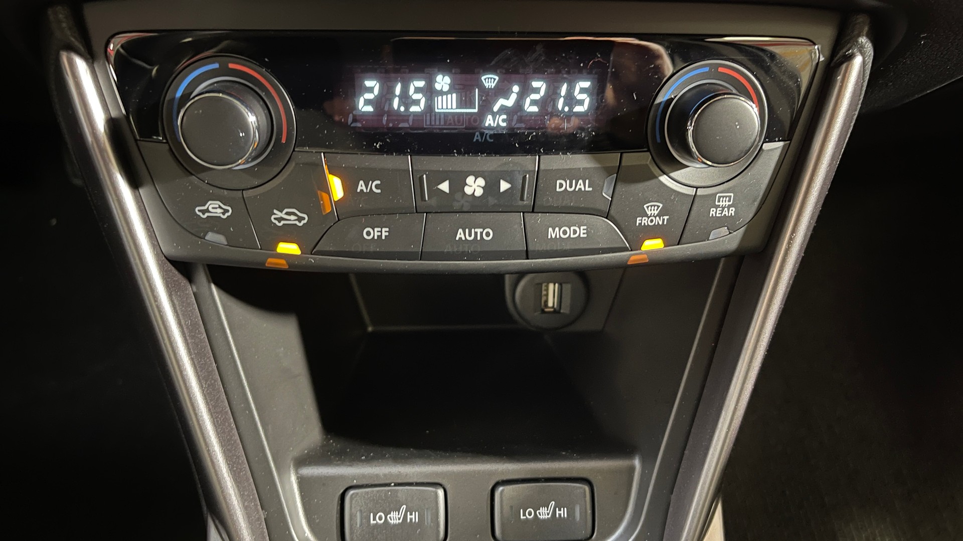 SUZUKI S-Cross 1.4 16V Compact+ MHD 4WD-image-18