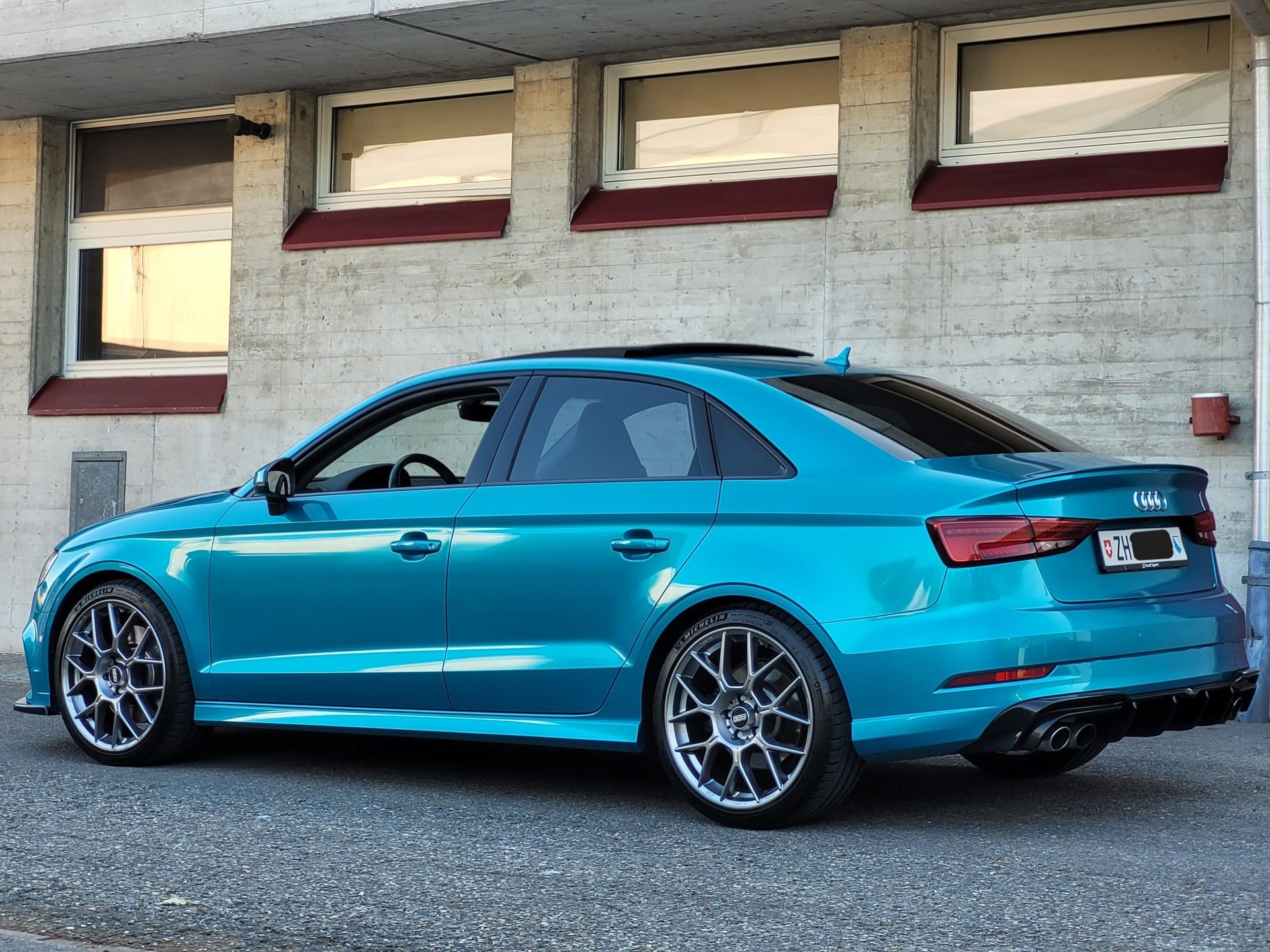 AUDI S3 Sedan – 2.0 TFSI quattro S-Tronic