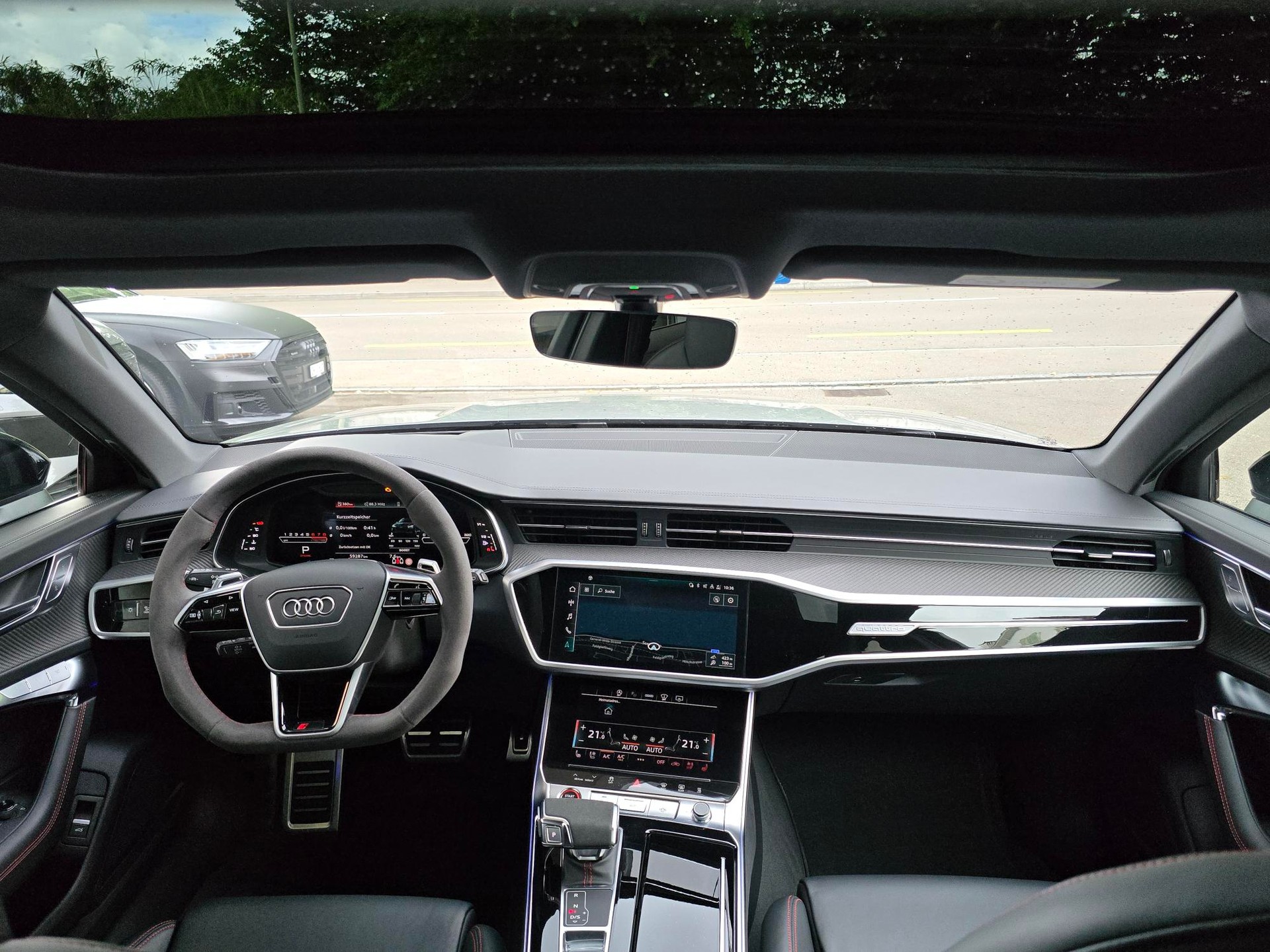 AUDI RS6 Avant 4.0 TFSI V8 quattro-image-16