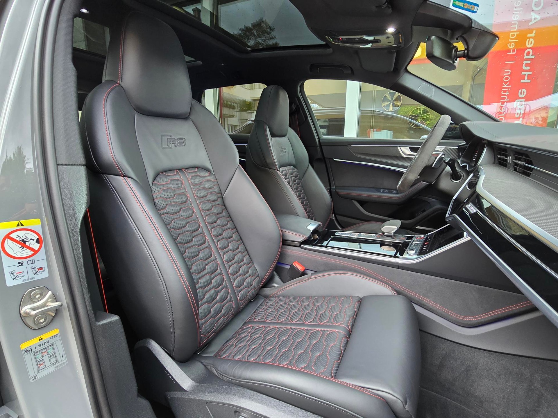 AUDI RS6 Avant 4.0 TFSI V8 quattro-image-5