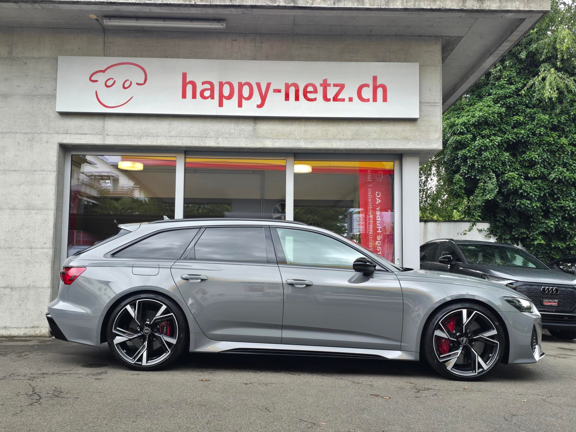 AUDI RS6 Avant 4.0 TFSI V8 quattro-showroom-element-1
