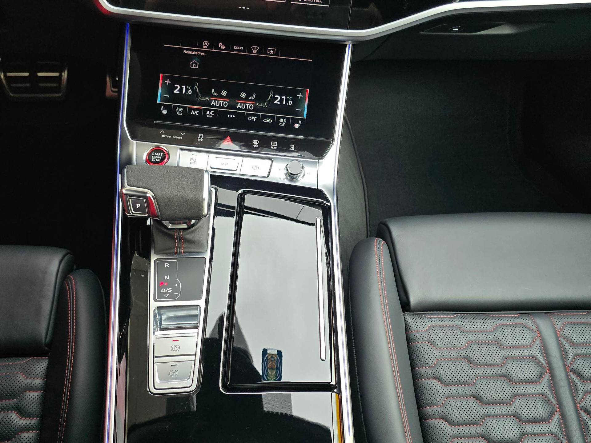 AUDI RS6 Avant 4.0 TFSI V8 quattro-image-10