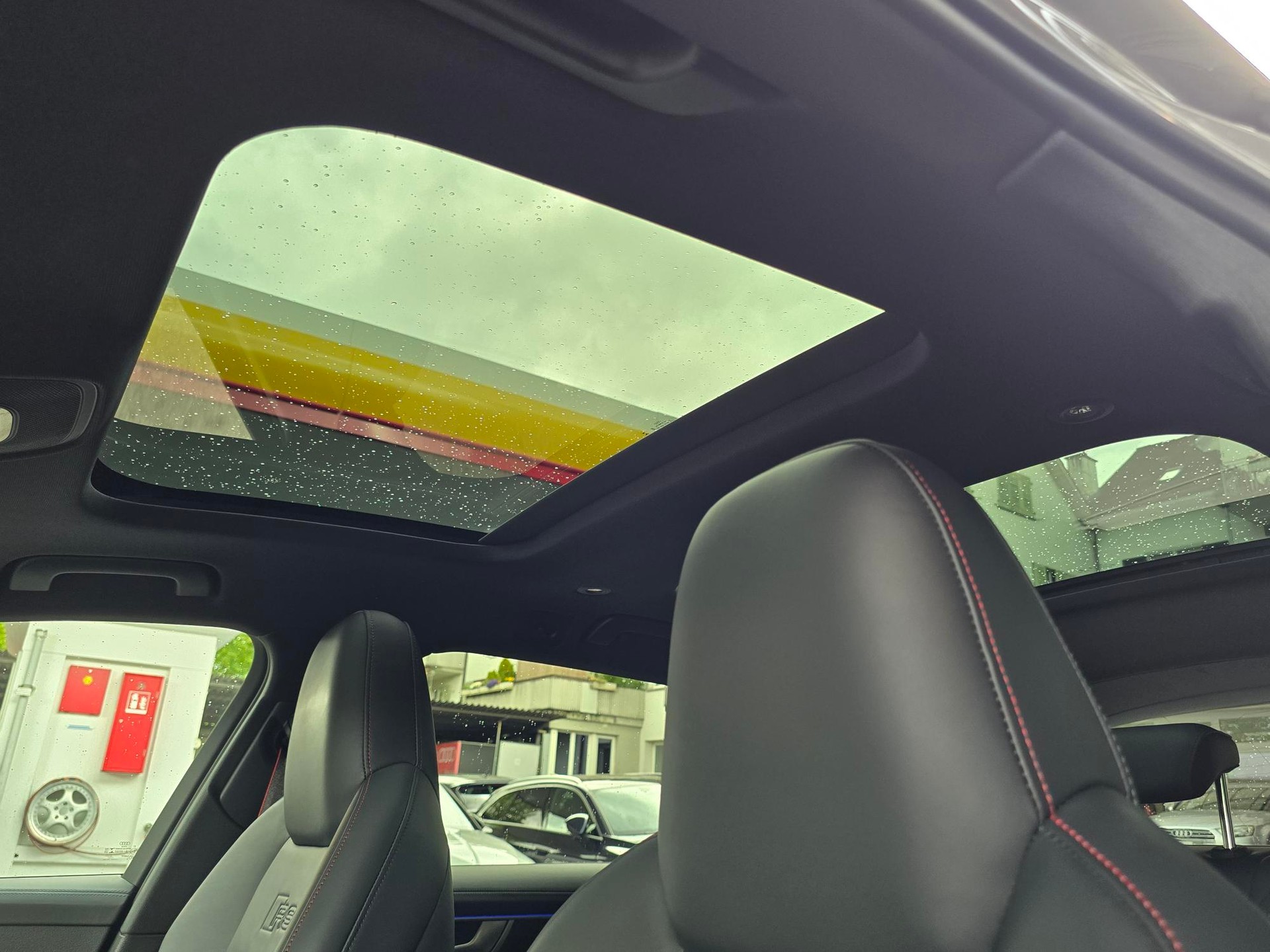 AUDI RS6 Avant 4.0 TFSI V8 quattro-image-13