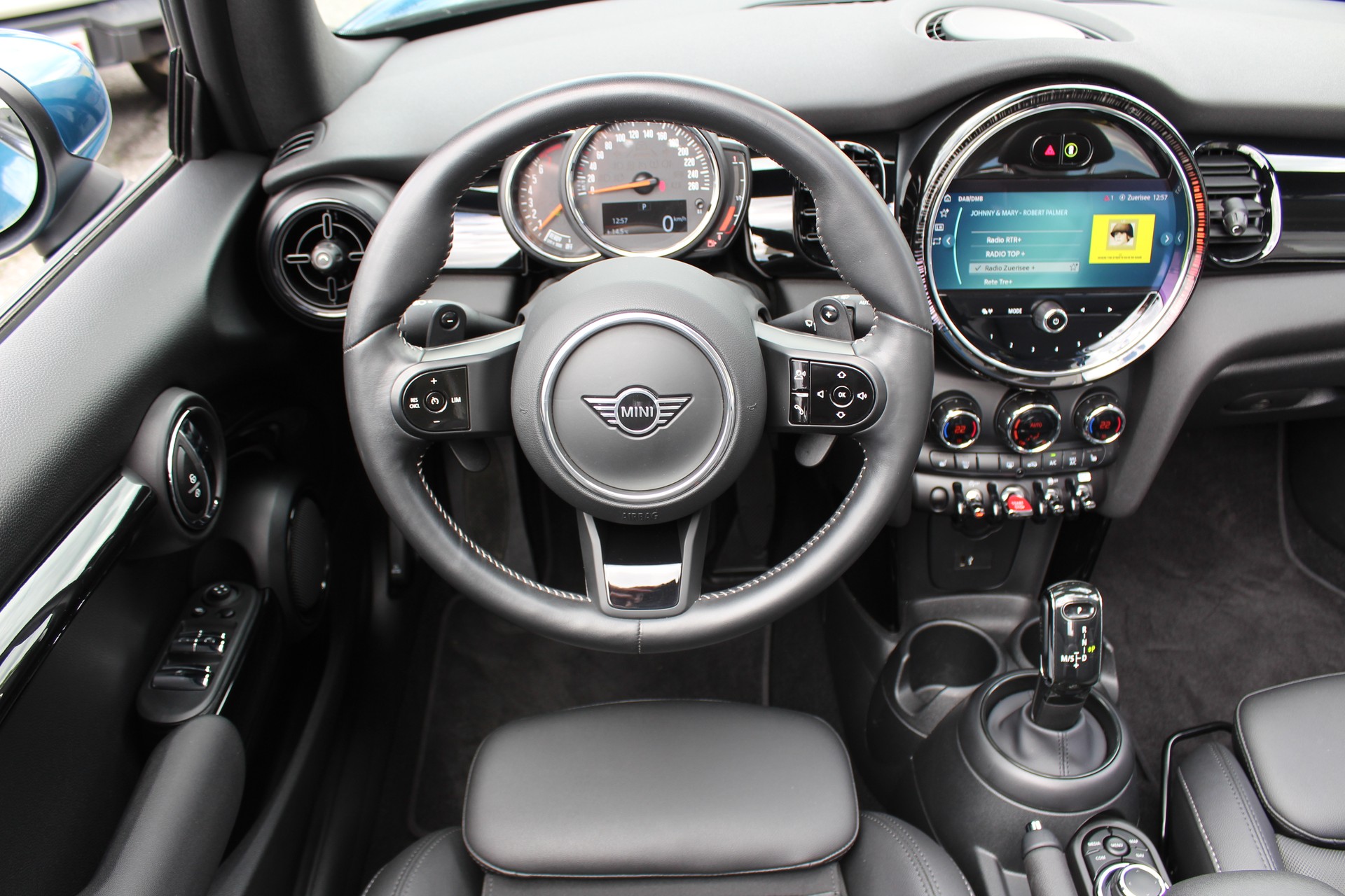 MINI Cooper S Cabriolet DKG-image-11