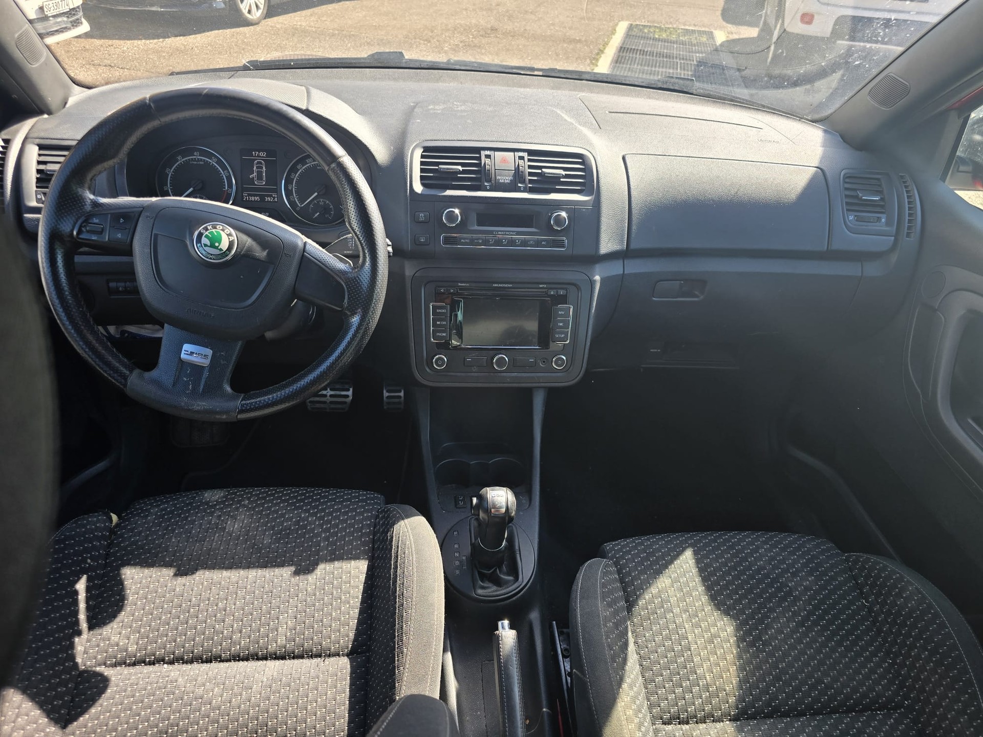 SKODA Fabia 1.4 TSI RS DSG-image-4