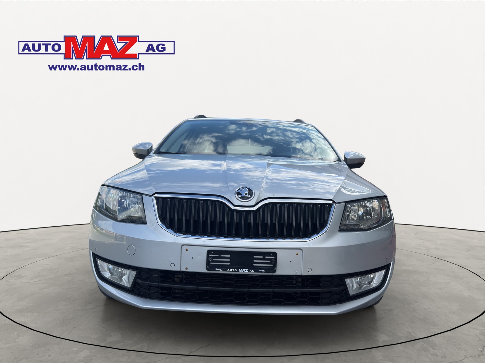 SKODA Octavia Combi 1.6 TDI Ambition 4x4-image-2