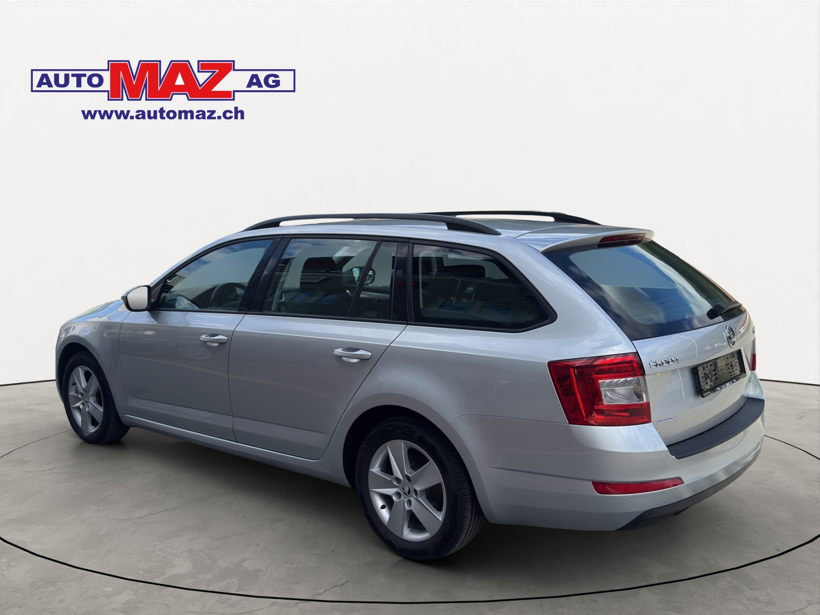 SKODA Octavia Combi 1.6 TDI Ambition 4x4-image-3