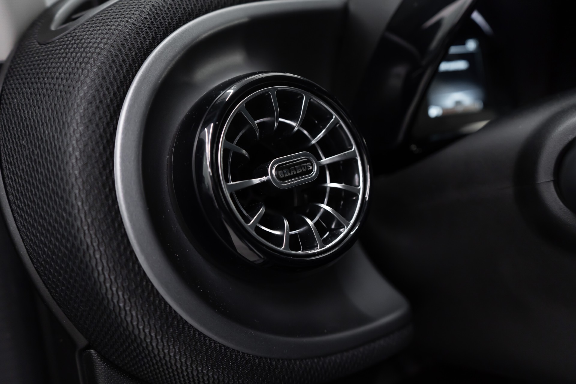 SMART fortwo prime twinmatic BRABUS-image-18