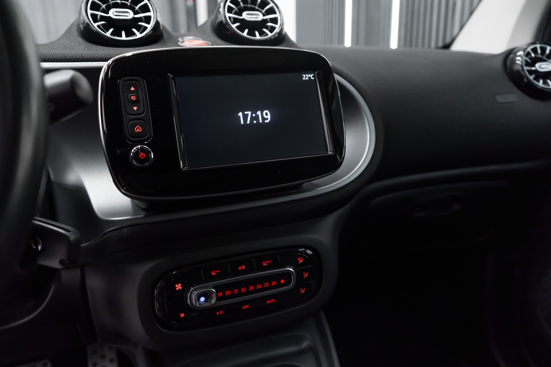 SMART fortwo prime twinmatic BRABUS-image-23