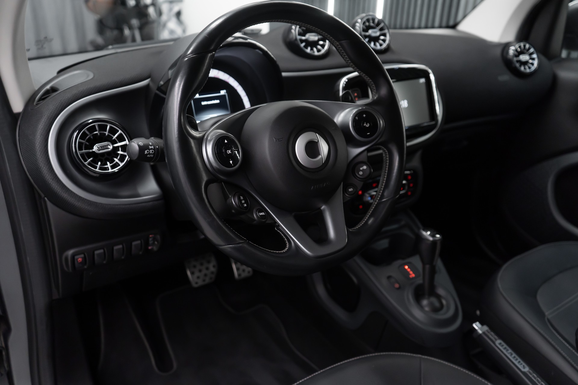 SMART fortwo prime twinmatic BRABUS-image-13