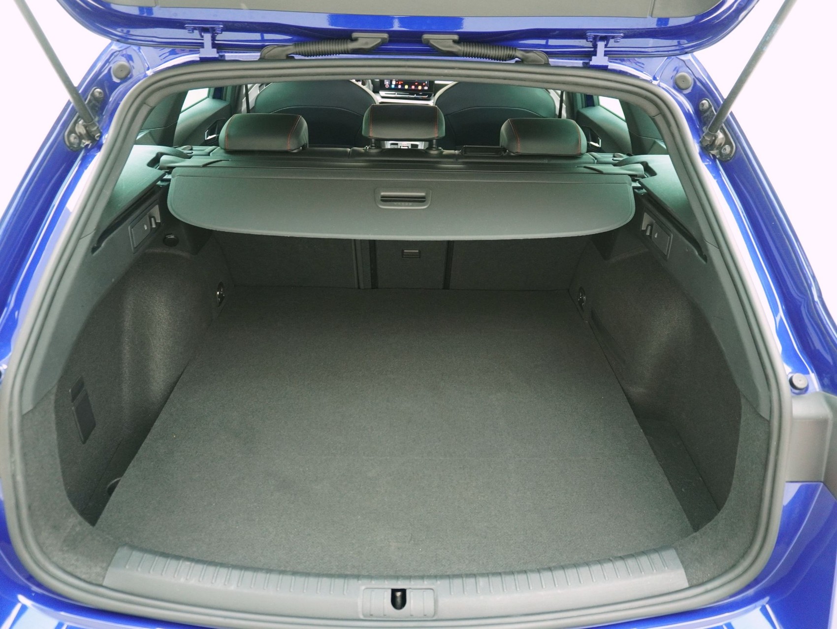 SEAT Leon ST 1.4 DSG eHybrid FR-image-13