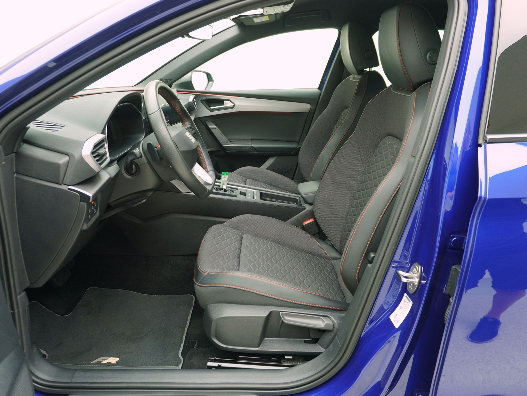 SEAT Leon ST 1.4 DSG eHybrid FR-image-8