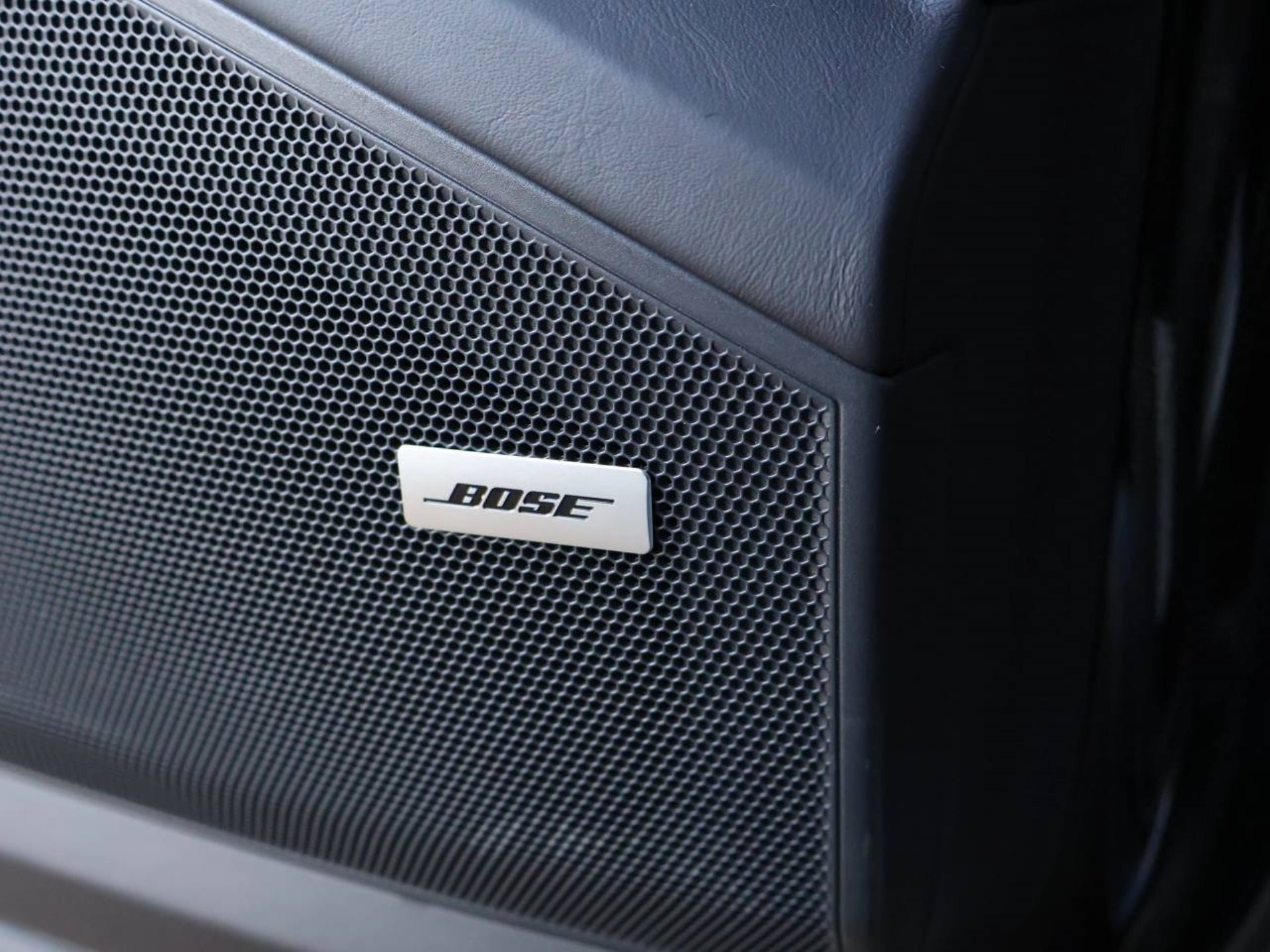 PORSCHE Cayenne E-Hybrid Coupé-image-26