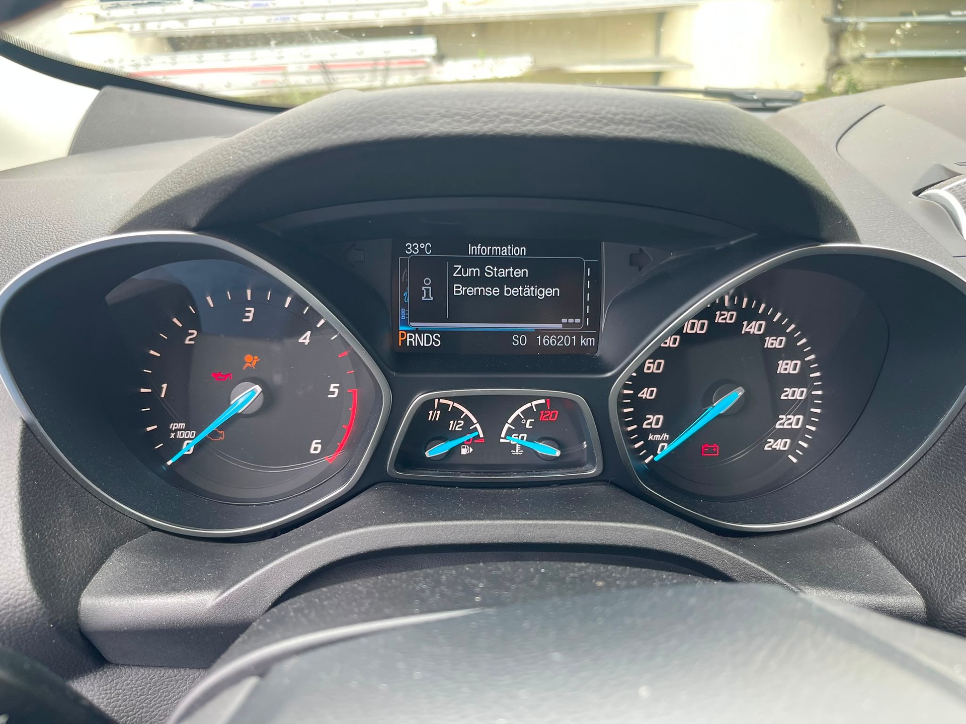 FORD Kuga 2.0 TDCi Titanium 4WD PowerShift-image-7