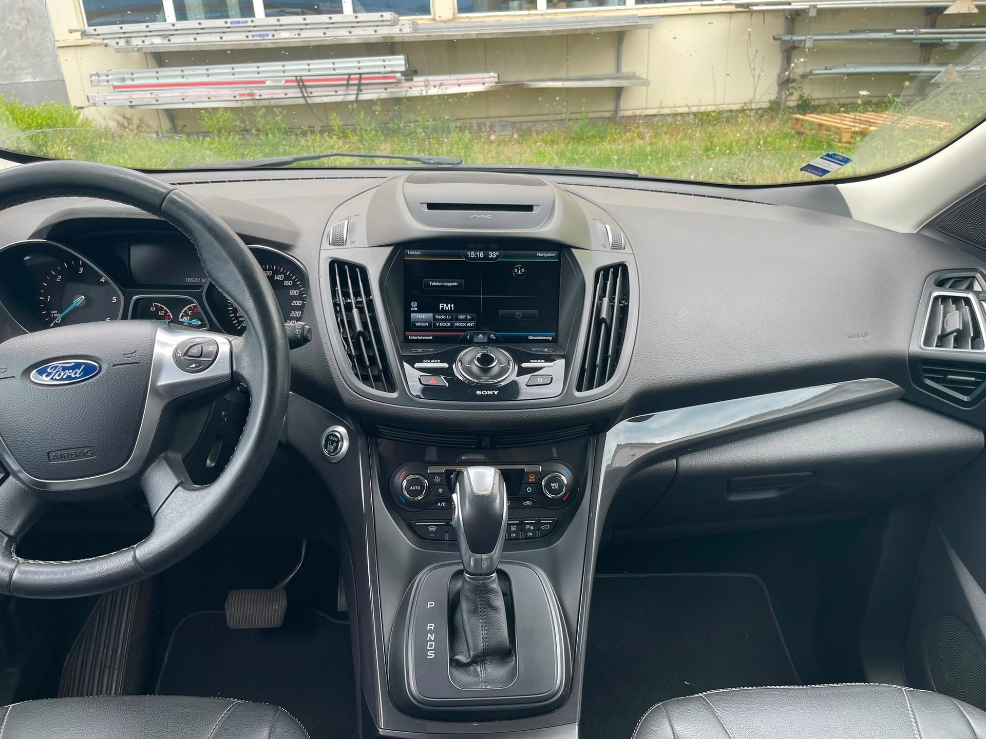 FORD Kuga 2.0 TDCi Titanium 4WD PowerShift-image-10
