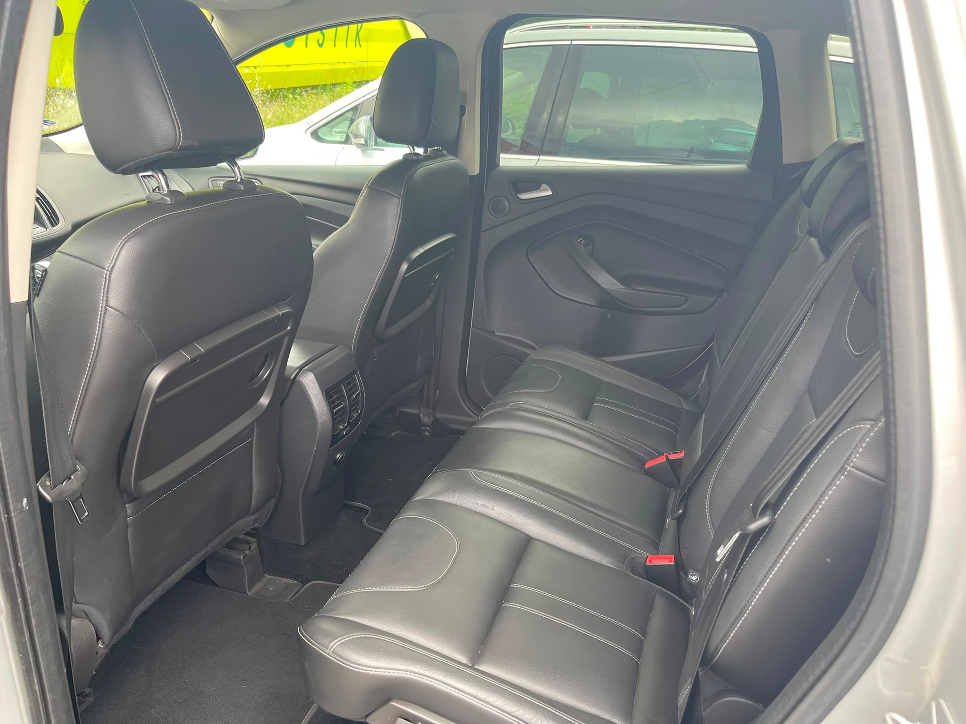 FORD Kuga 2.0 TDCi Titanium 4WD PowerShift-image-9