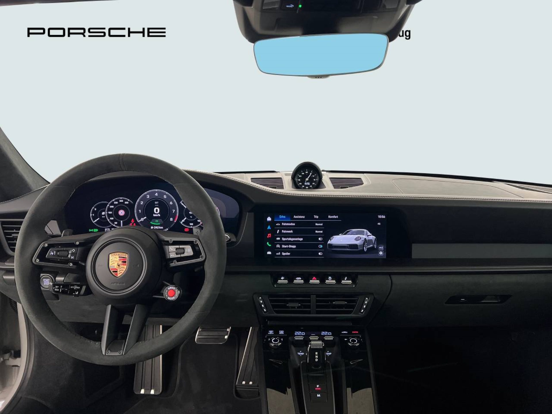 PORSCHE 911 Carrera 4 GTS-image-16