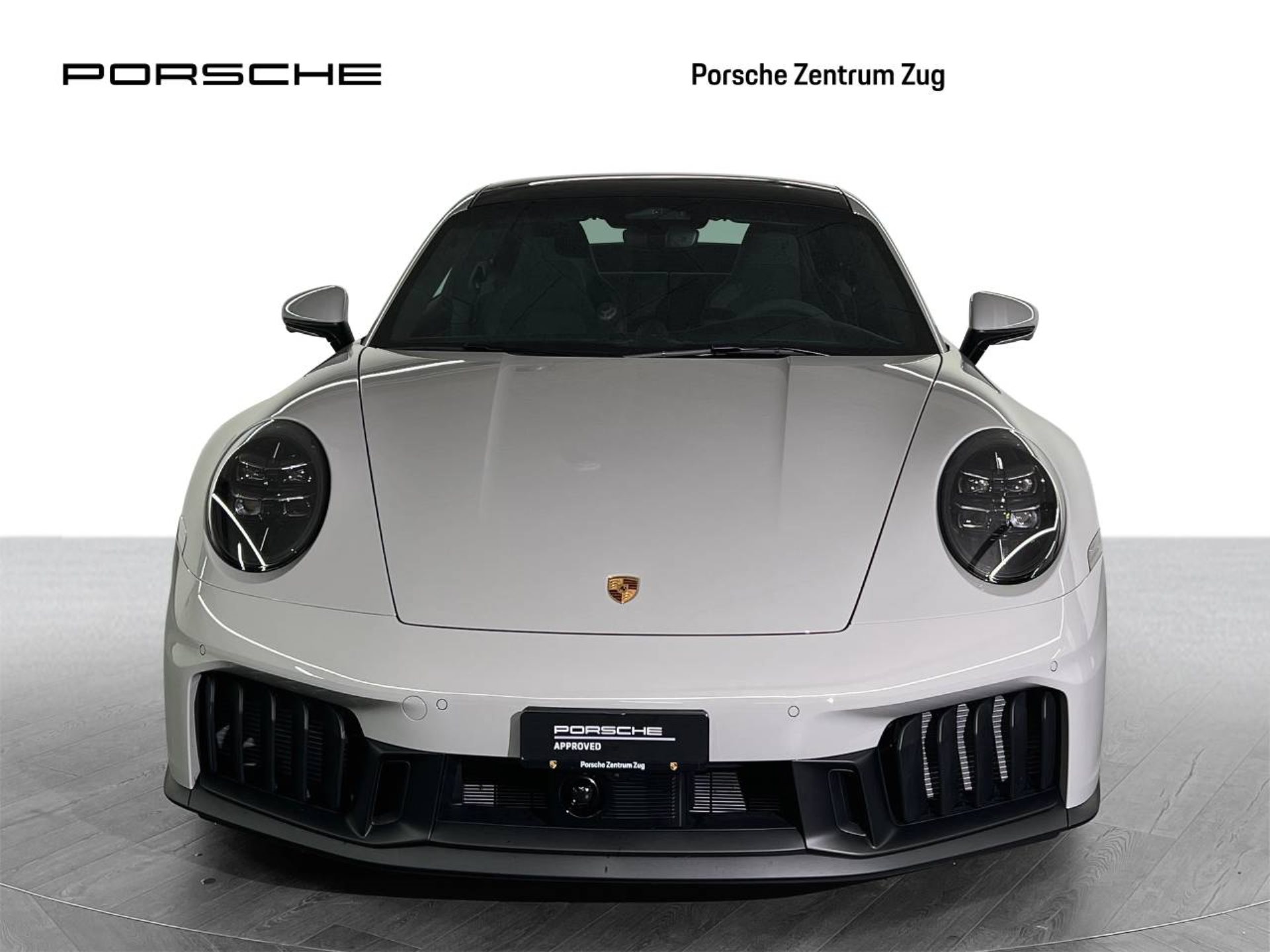 PORSCHE 911 Carrera 4 GTS-image-5