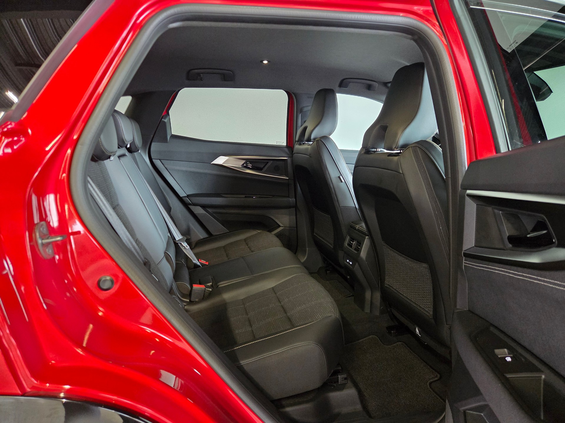 RENAULT Austral 1.2 E-Tech iconic-image-22
