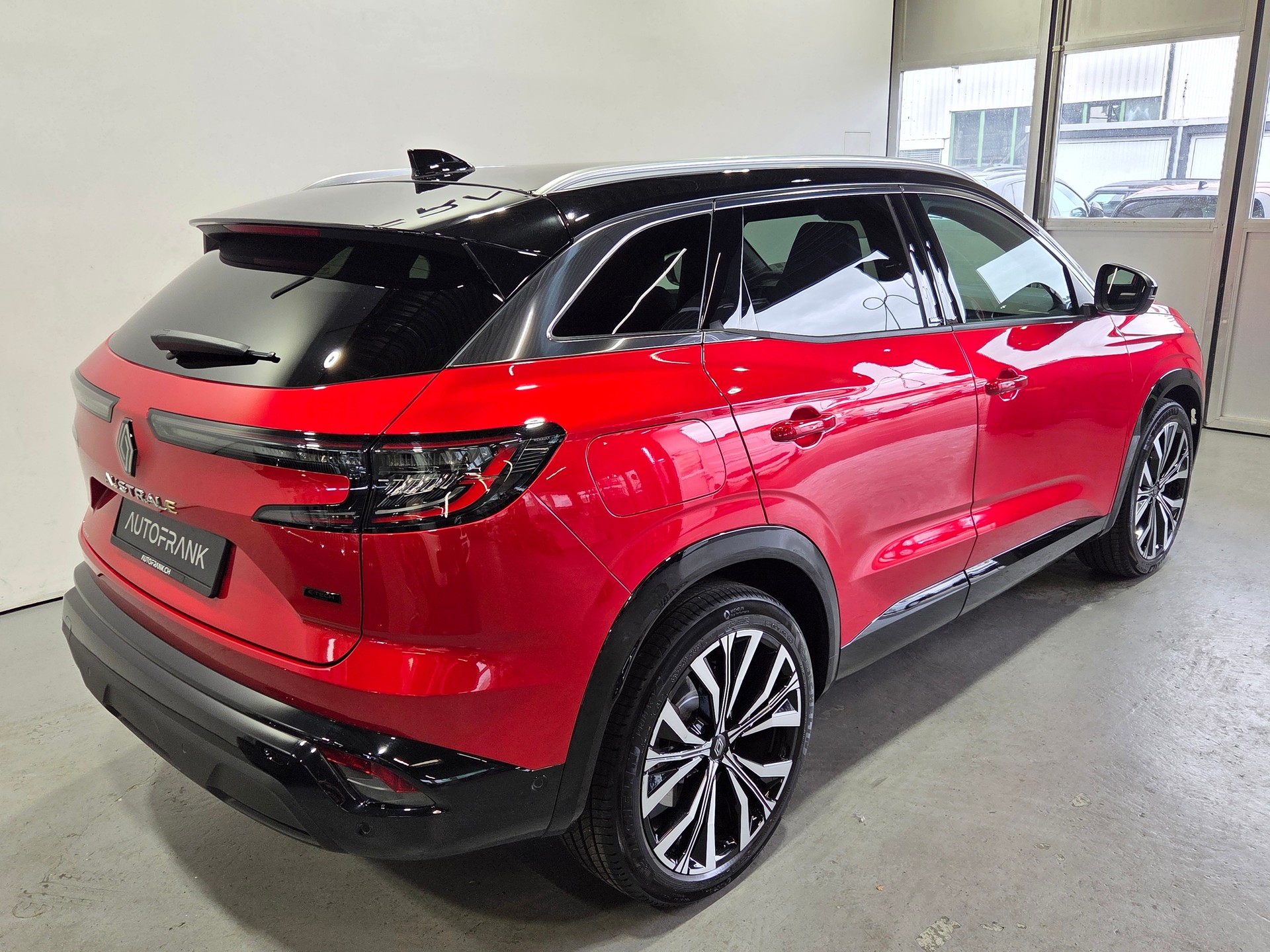 RENAULT Austral 1.2 E-Tech iconic-image-18