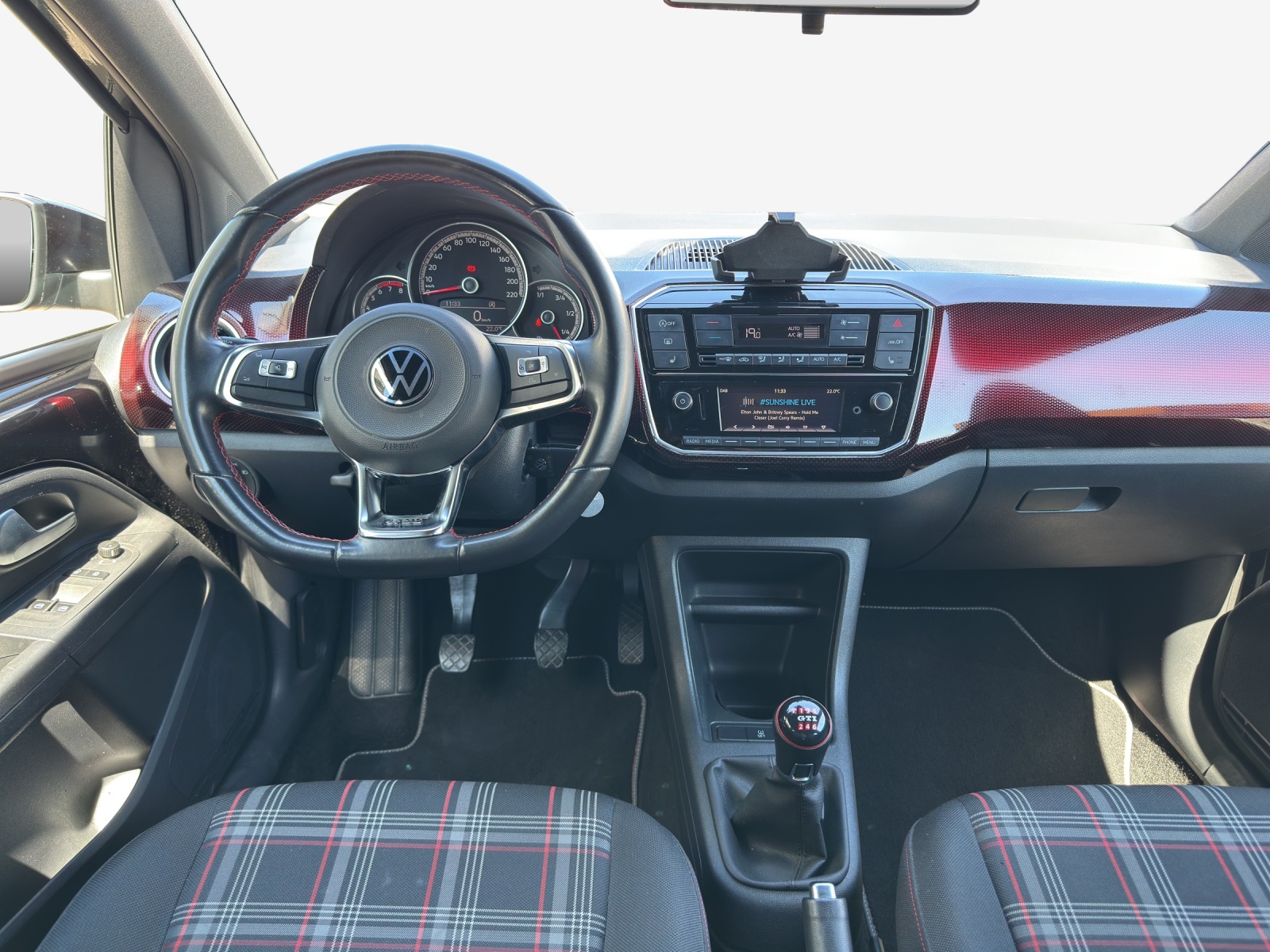 VW Up 1.0 TSI GTI-image-8