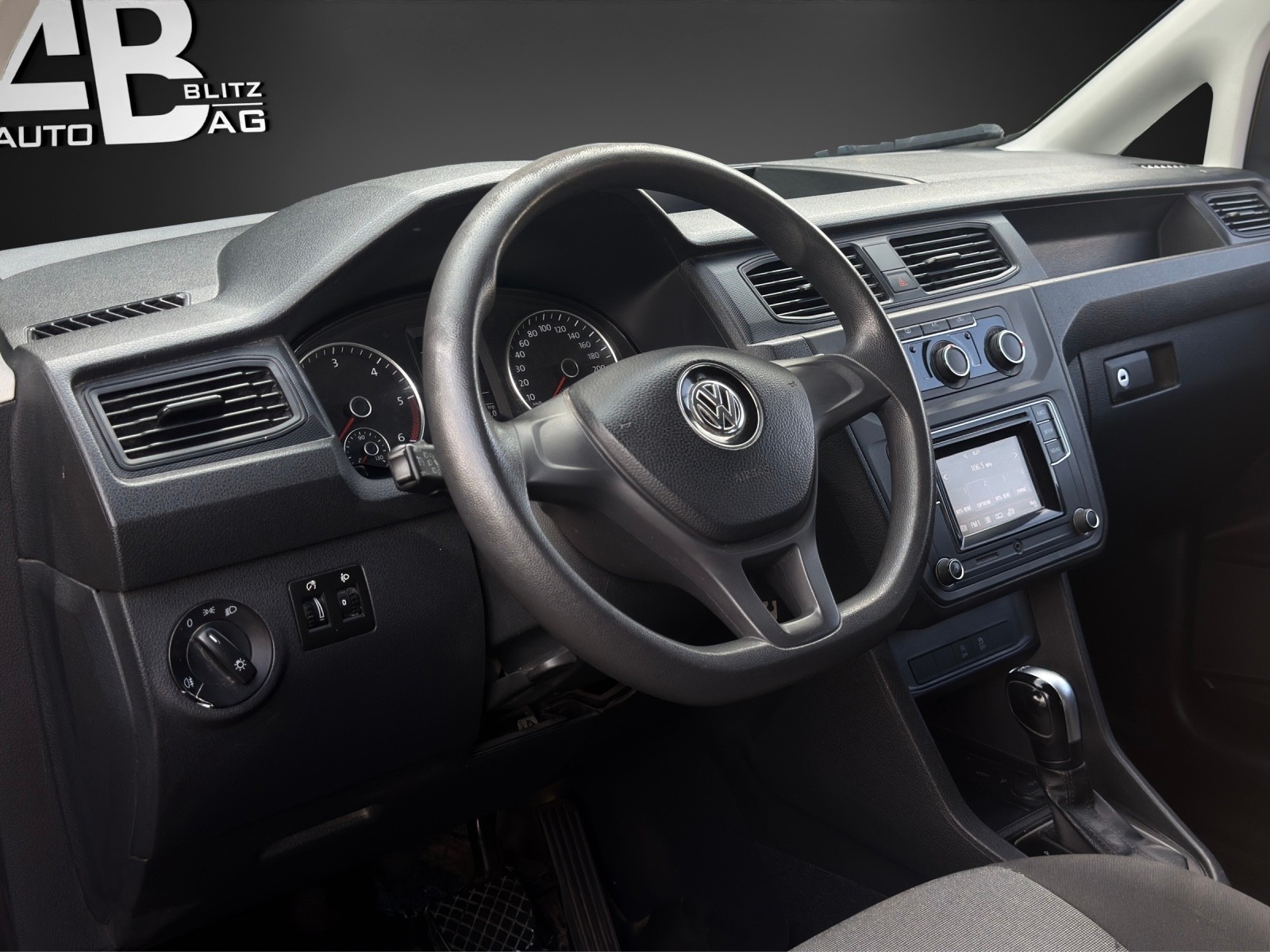 VW Caddy 2.0TDI 4Motion BlueMotion Technology DSG mit 150 PS * Klima *-image-7
