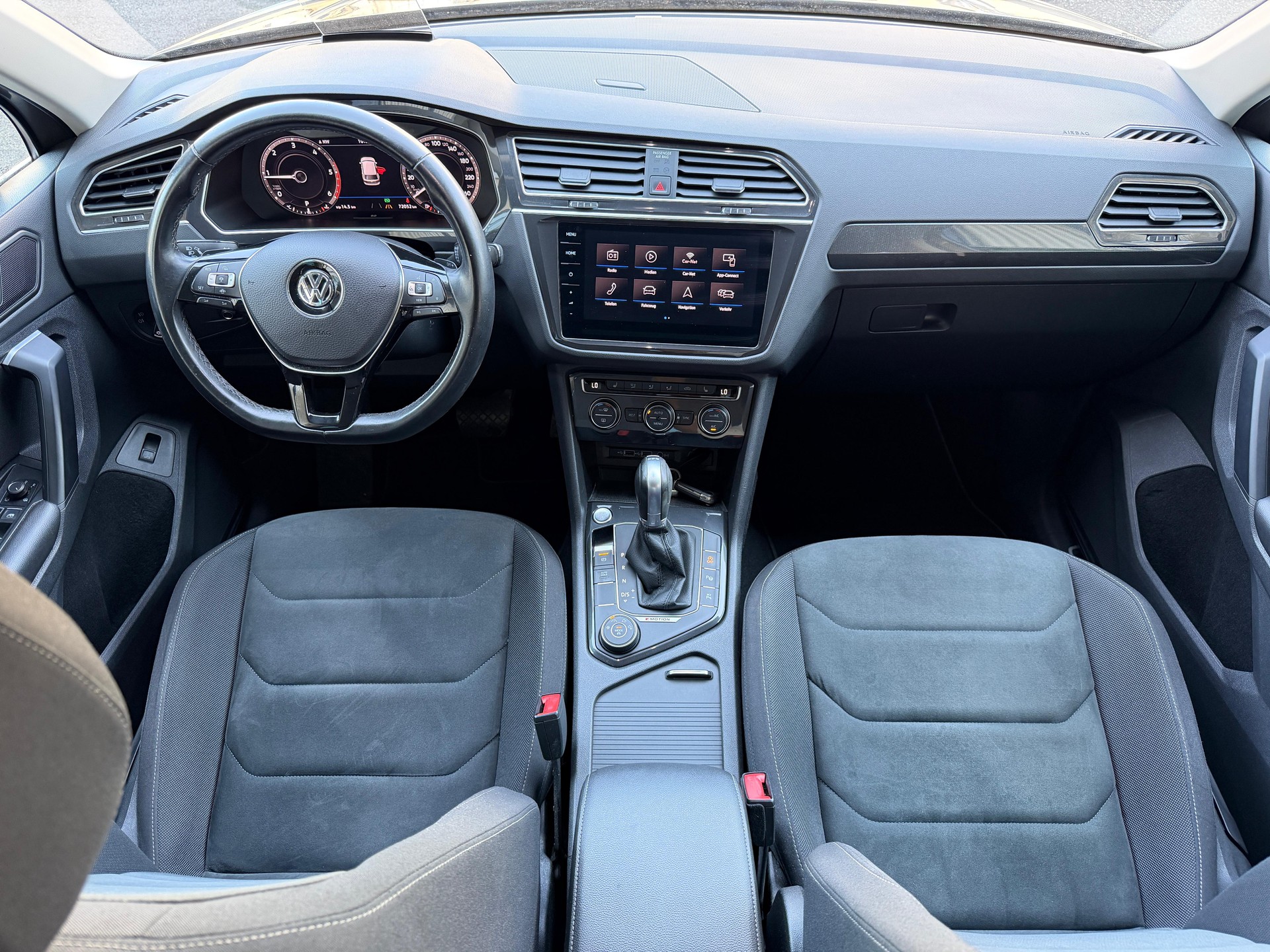 VW Tiguan 2.0 TDI SCR Highline 4Motion DSG-image-12