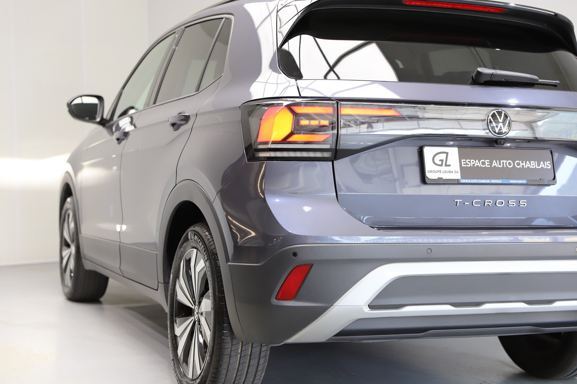 VW T-Cross 1.0 TSI Life-image-3