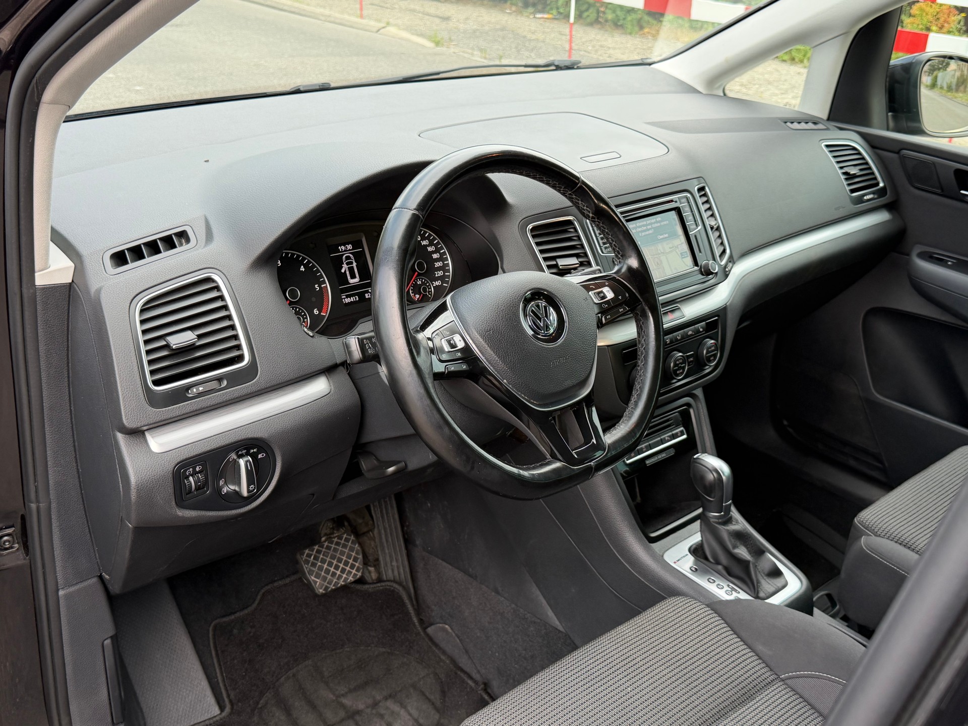 VW Sharan 2.0 TDI BMT Highline 4Motion DSG-image-8