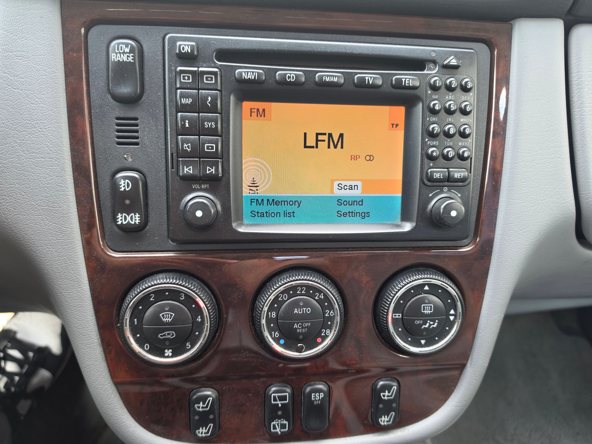 MERCEDES-BENZ ML 400 CDI Automatic-image-10