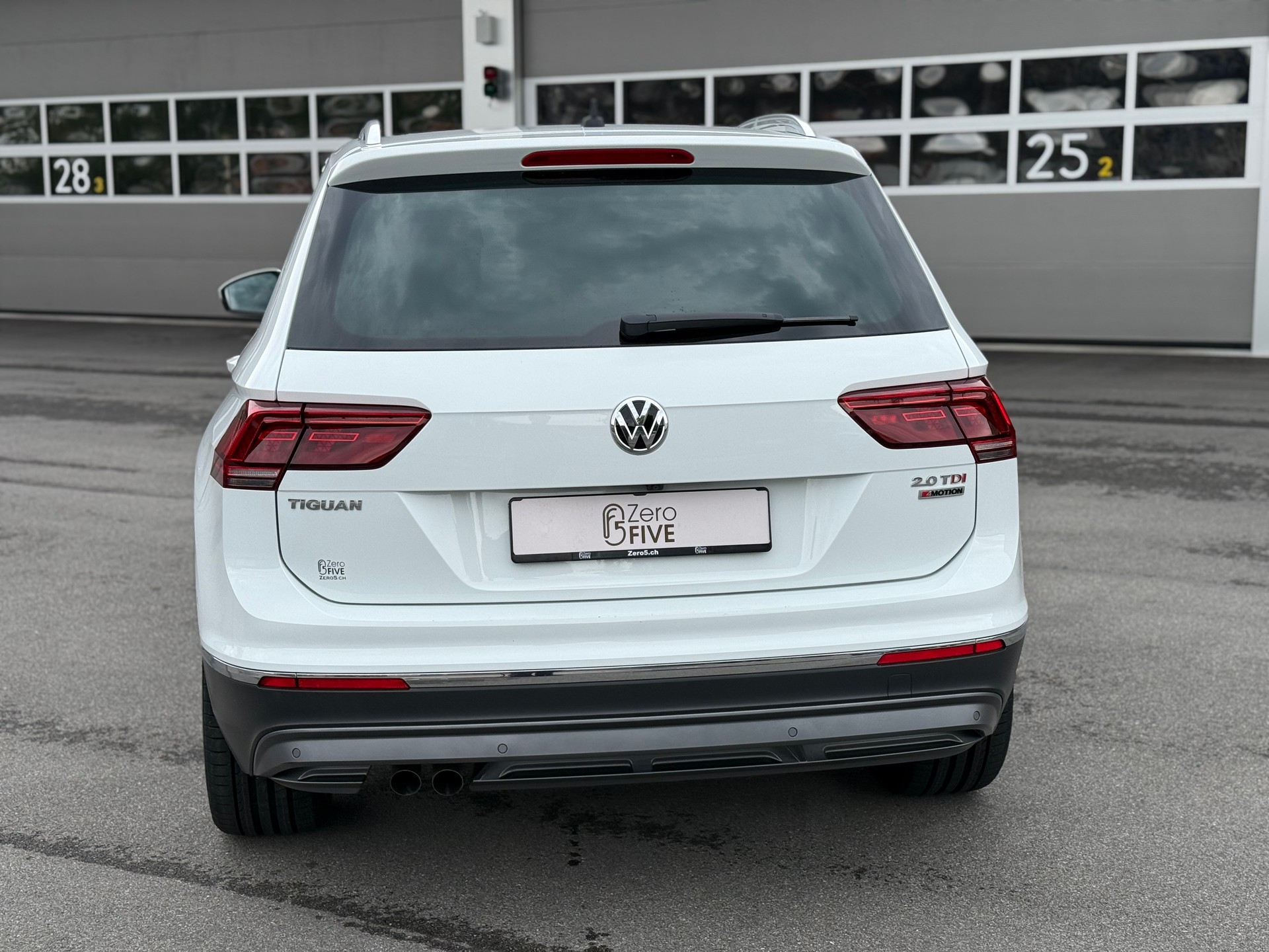 VW Tiguan 2.0 TDI SCR Highline 4Motion DSG-image-4