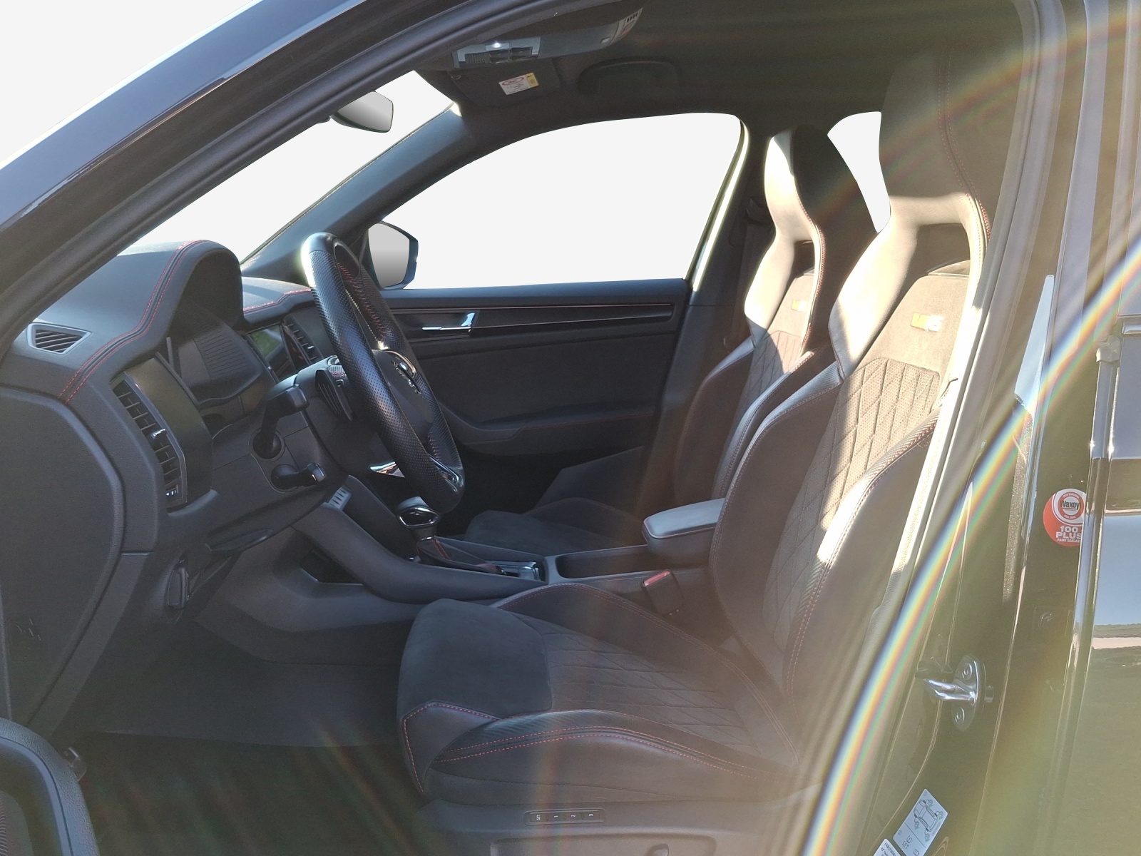 SKODA Kodiaq 2.0 TSI 4x4 RS-image-7
