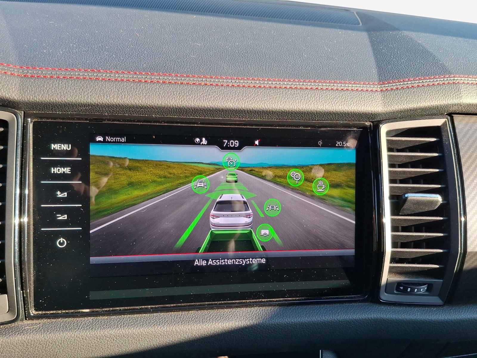 SKODA Kodiaq 2.0 TSI 4x4 RS-image-15