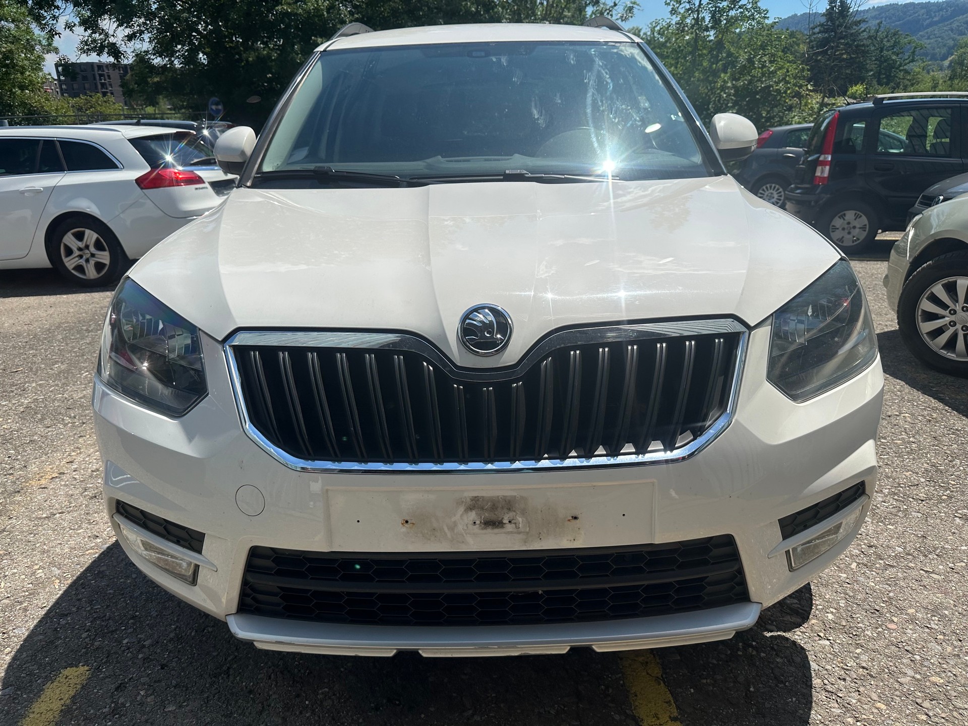 SKODA Yeti 1.8 TSI Active 4x4 DSG-image-0