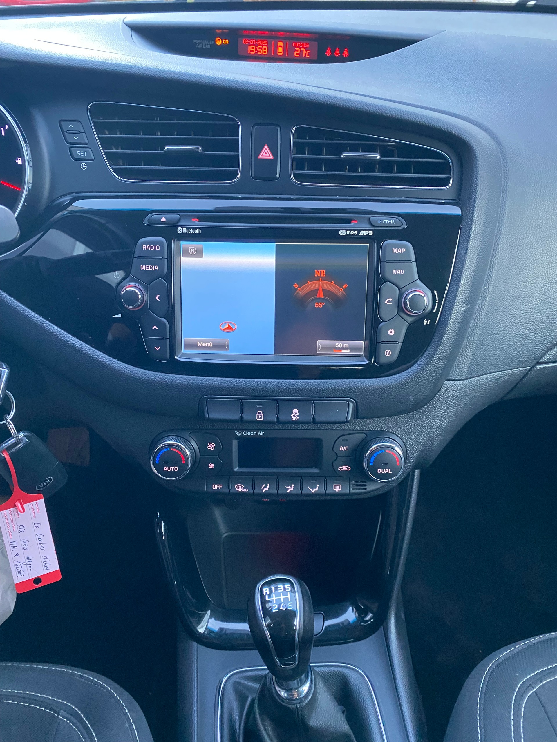 KIA Cee'd Sportswagon 1.6 CRDi Trend-image-8