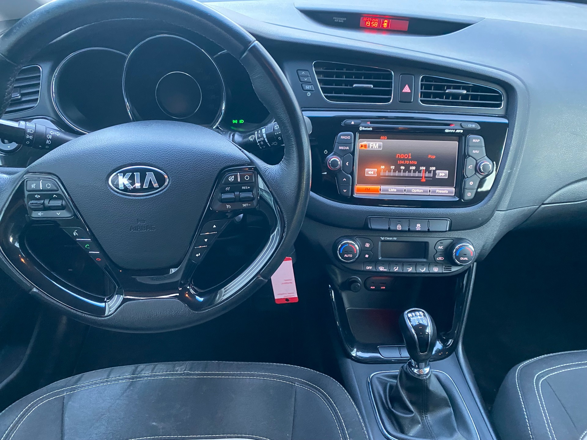 KIA Cee'd Sportswagon 1.6 CRDi Trend-image-7